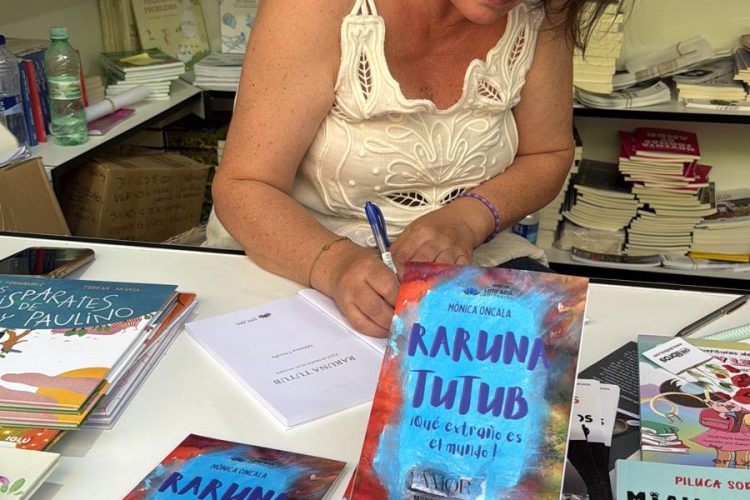Mónica Oncala Gil – Raruna Tutub: ¡Qué extraño es el mundo!