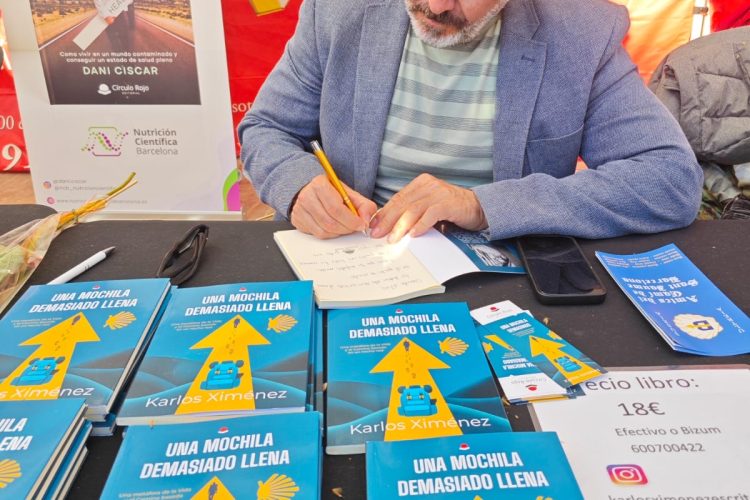 Karlos Ximénez - Una mochila demasiado llena